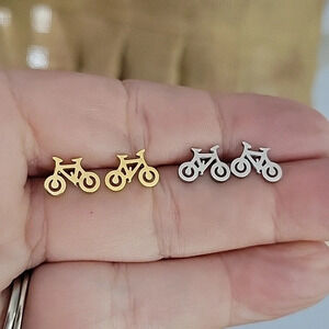 🔥LAST PAIR🔥 Bicycle Stud Earrings